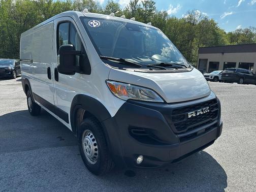 2025 RAM ProMaster 2500 Base