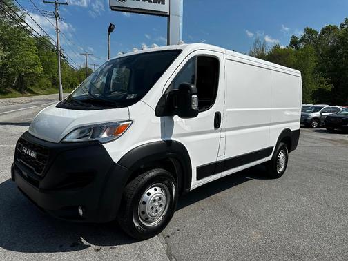 2025 RAM ProMaster 2500 Base