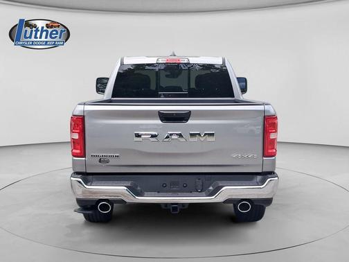 Billet Silver Metallic Clearcoat 2026 RAM 1500 Big Horn/Lone Star