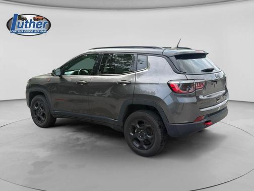 Granite Crystal Clearcoat Metallic 2023 Jeep Compass Trailhawk