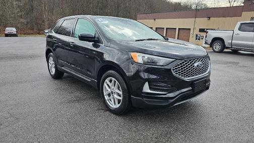 2023 Ford Edge