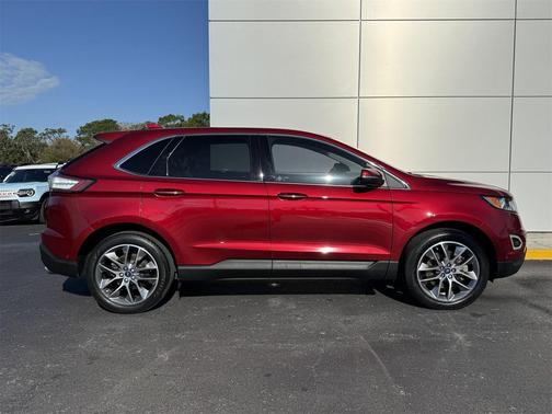 2017 Ford Edge Titanium