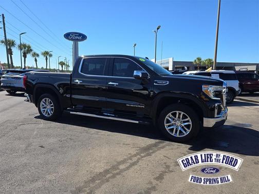 2021 GMC Sierra 1500 SLT