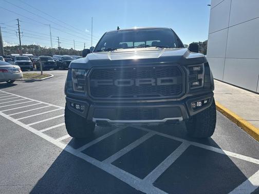 2020 Ford F-150 Raptor