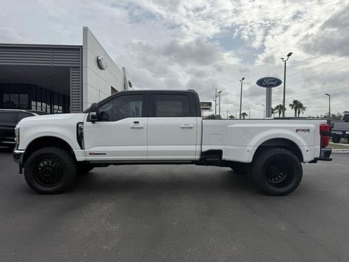 STAR WHITE 2025 Ford F-350 Lariat