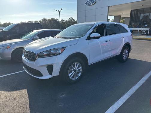 2019 Kia Sorento LX