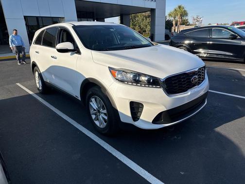 2019 Kia Sorento LX