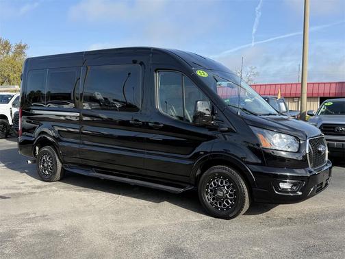 2022 Ford Transit-250 Base