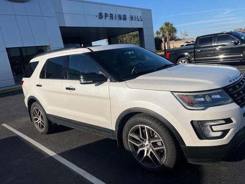 2017 Ford Explorer sport