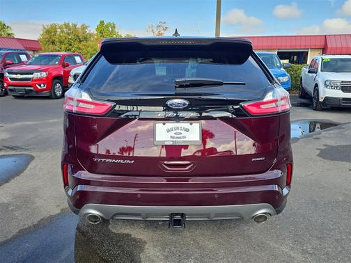 2022 Ford Edge Titanium
