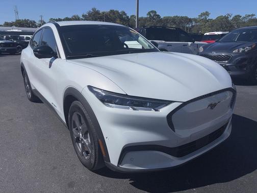 2023 Ford Mustang Mach-E Select