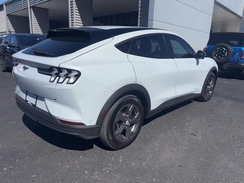 2023 Ford Mustang Mach-E Select