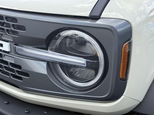 DESERT SAND 2026 Ford Bronco Badlands