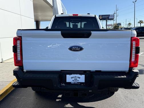 OXFORD WHITE 2026 Ford F-350 XL