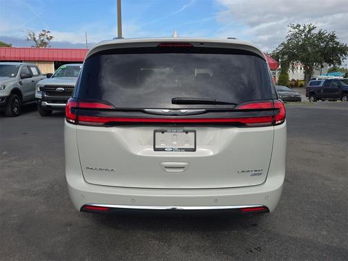 2021 Chrysler Pacifica Limited