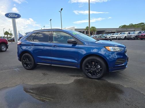 2024 Ford Edge SE