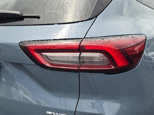 2025 Ford Escape ST-Line Elite