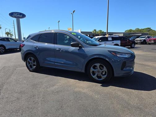 2023 Ford Escape ST-Line