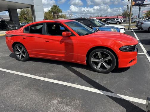 2017 Dodge Charger SXT