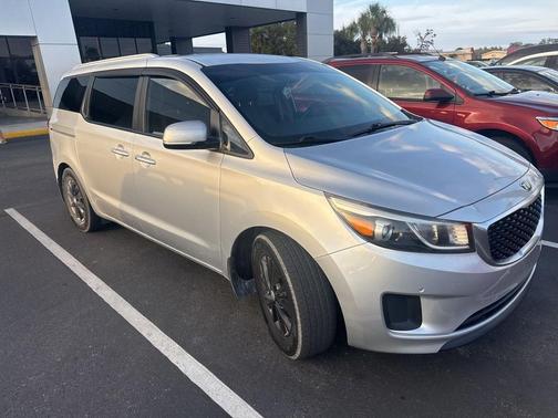 2016 Kia Sedona LX