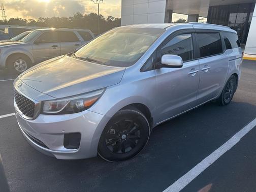 2016 Kia Sedona LX
