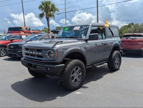 Carbonized Gray Metallic 2023 Ford Bronco Big Bend
