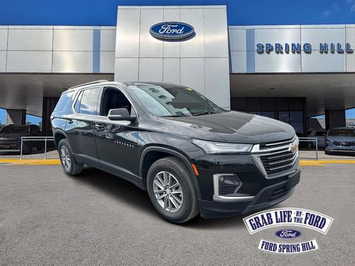 2023 Chevrolet Traverse LT Leather