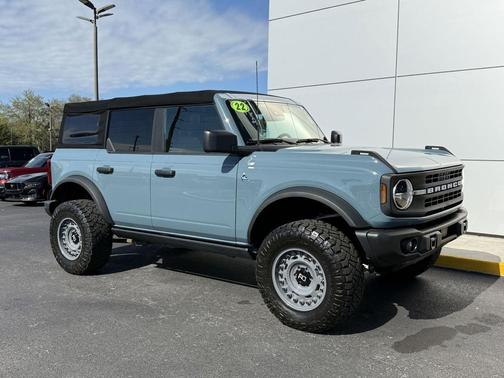 2022 Ford Bronco Black Diamond