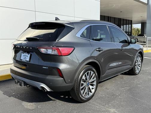 2020 Ford Escape Titanium