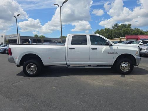 2018 RAM 3500 Tradesman Crew Cab 4x4 8' Box