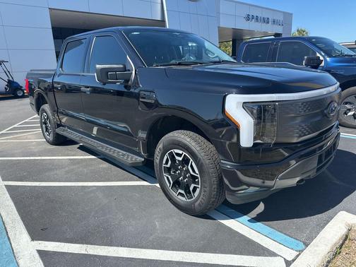 AGATE BLACK METALLIC 2023 Ford F-150 Lightning XLT