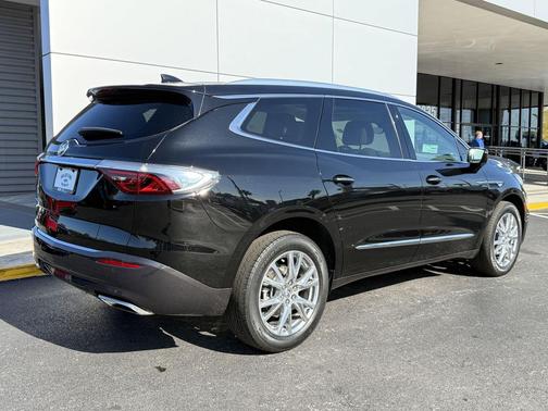 2023 Buick Enclave Premium FWD