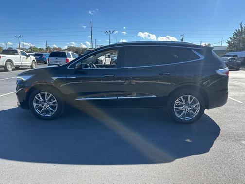 2023 Buick Enclave Premium FWD