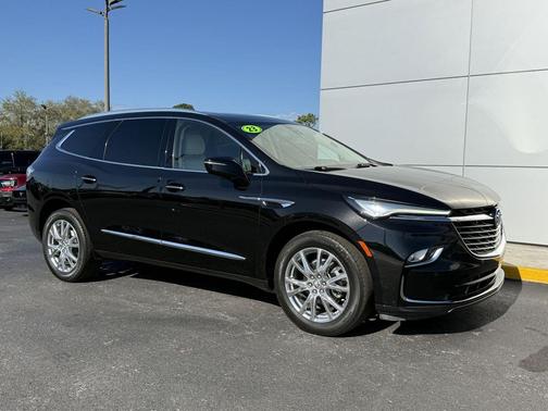 2023 Buick Enclave Premium FWD