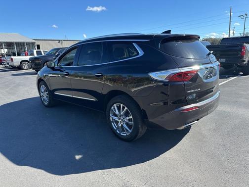2023 Buick Enclave Premium FWD