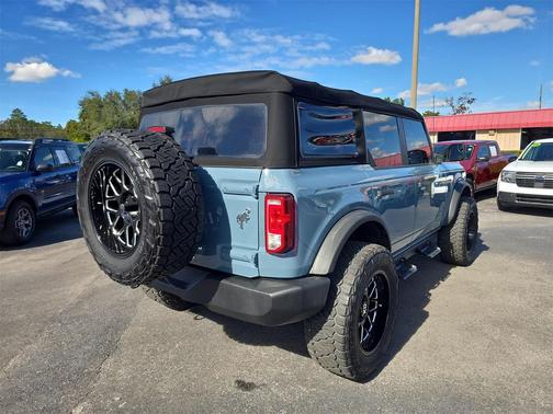 2022 Ford Bronco Base