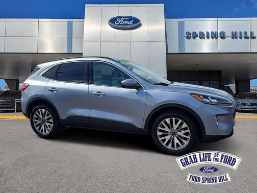 2022 Ford Escape Titanium