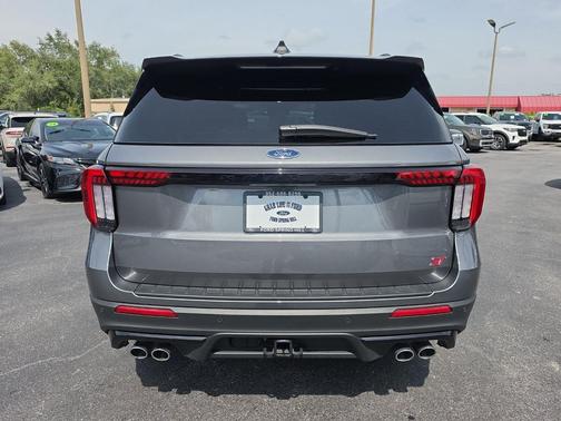Carbonized Gray Metallic 2025 Ford Explorer ST