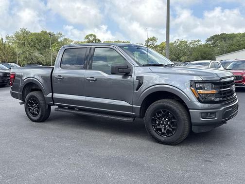 CARBONIZED GRAY METALLIC 2026 Ford F-150 XLT