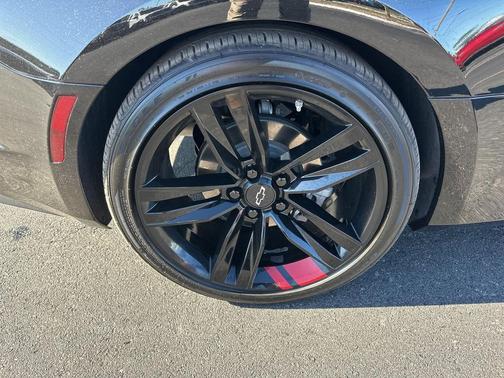 2023 Chevrolet Camaro RWD Coupe LT1