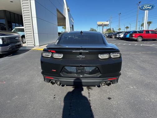 2023 Chevrolet Camaro RWD Coupe LT1