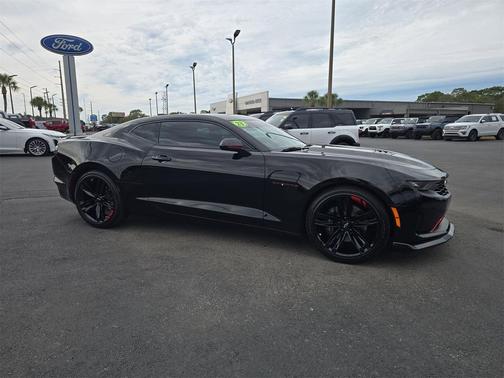 2023 Chevrolet Camaro RWD Coupe LT1