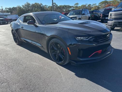 2023 Chevrolet Camaro RWD Coupe LT1