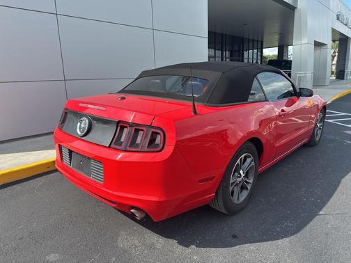 2014 Ford Mustang V6 Premium