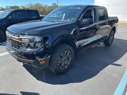 2023 Ford Maverick Lariat