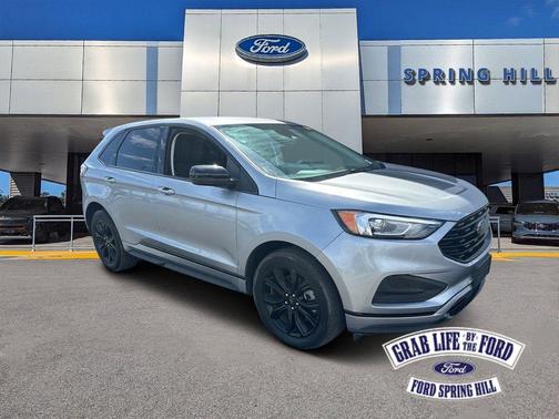 ICONIC SILVER 2022 Ford Edge SE