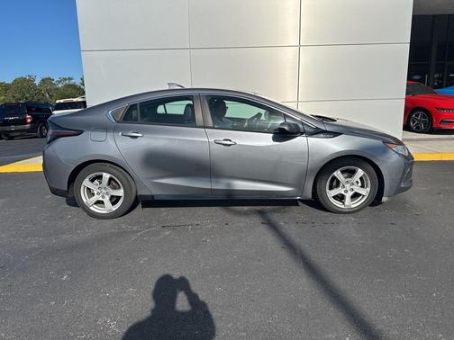 2018 Chevrolet Volt LT