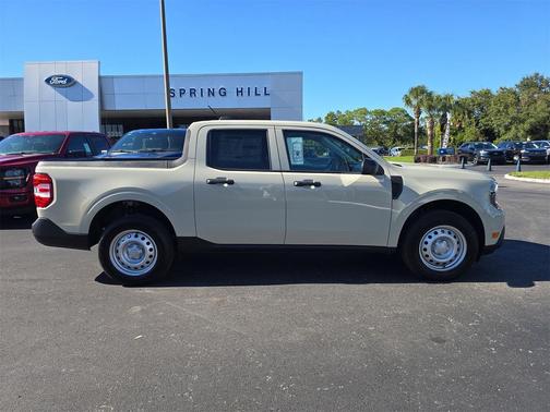 2025 Ford Maverick XL