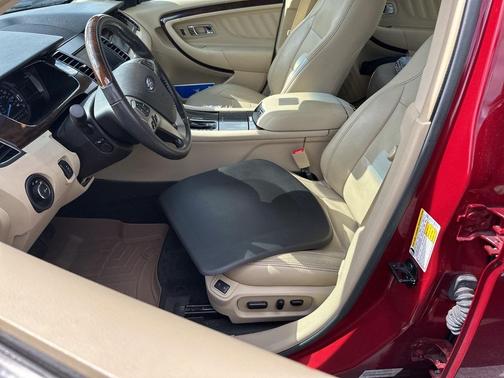 2017 Ford Taurus Limited