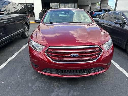 2017 Ford Taurus Limited